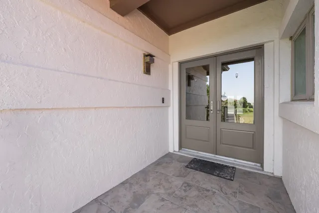 a view of an entryway