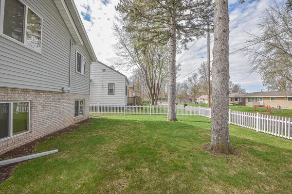 $239,900 | 420 32nd Avenue North, St. Cloud, MN 56303
