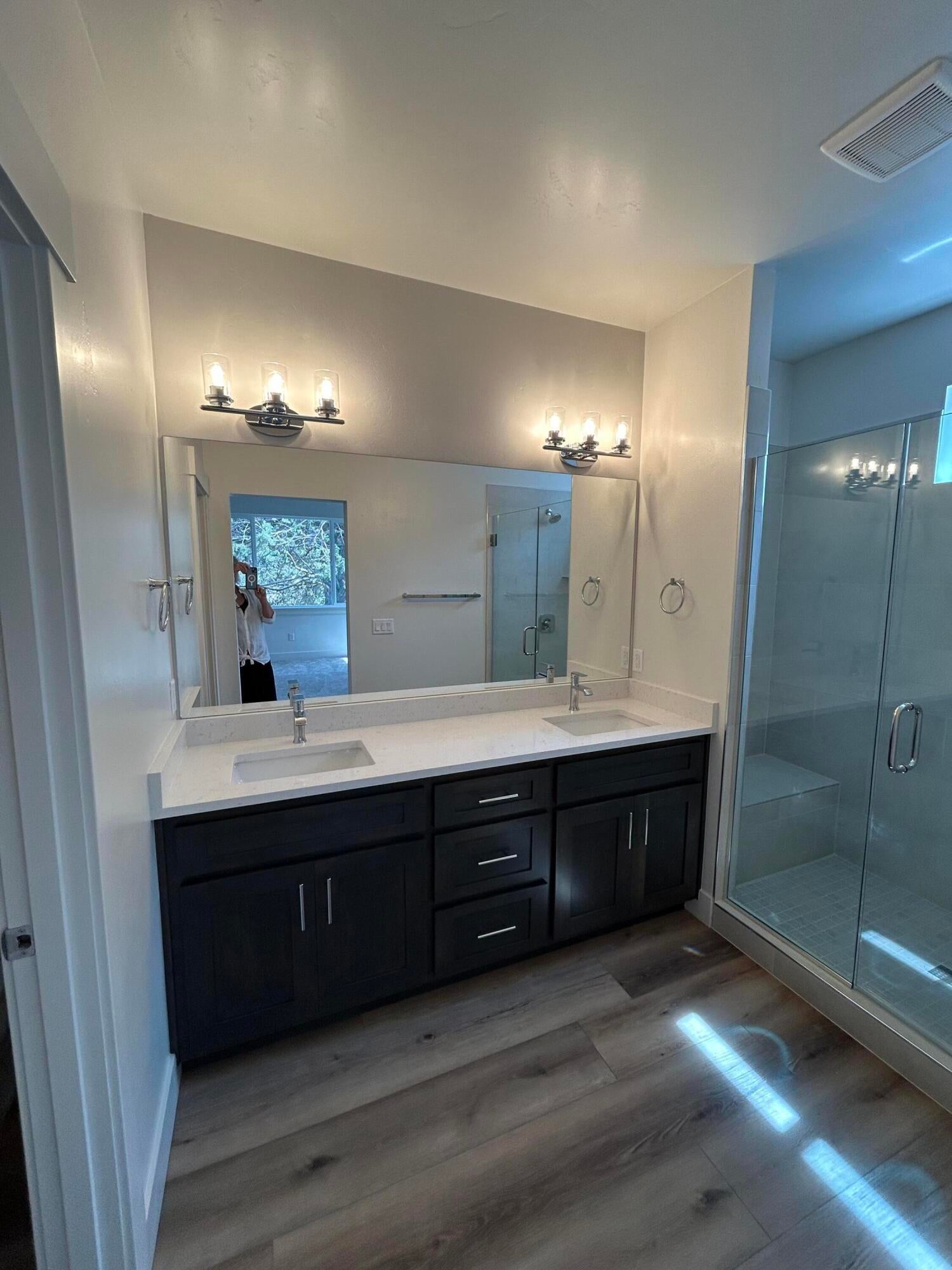 1094 Timber Rdg Loop Klamath Falls, OR 97601 - Photo 15 of 18 Master Bath
