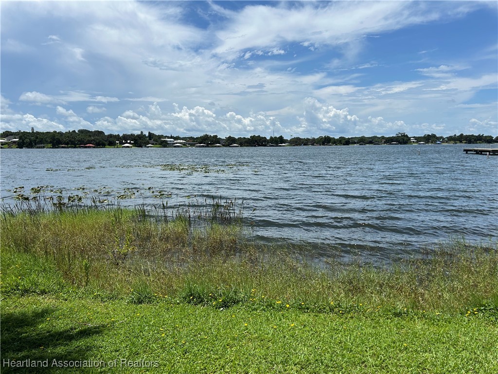 11 Mockingbird Road Lake Placid, FL 33852 - Photo 35 of 41 LAKE JUNE IS A GREAT LAKE FOR SWIMMING, SKIING AND FISHING!