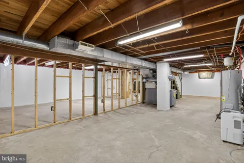 $425,000 | 537 Sherwood Lane, Hatboro, PA 19040