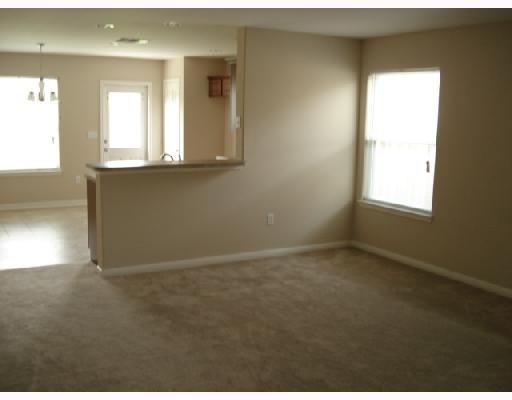 1122 Livermore Street Portland, TX 78374 - Photo 3 of 10 a view of an empty room and window