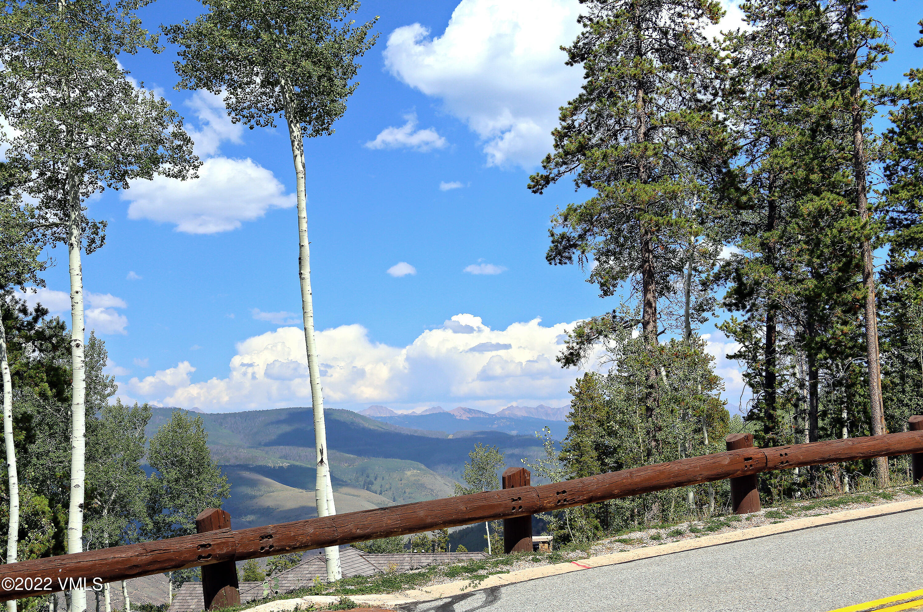 2704 Daybreak Ridge Road Avon, CO 81620 - Photo 21 of 24 a view of a balcony