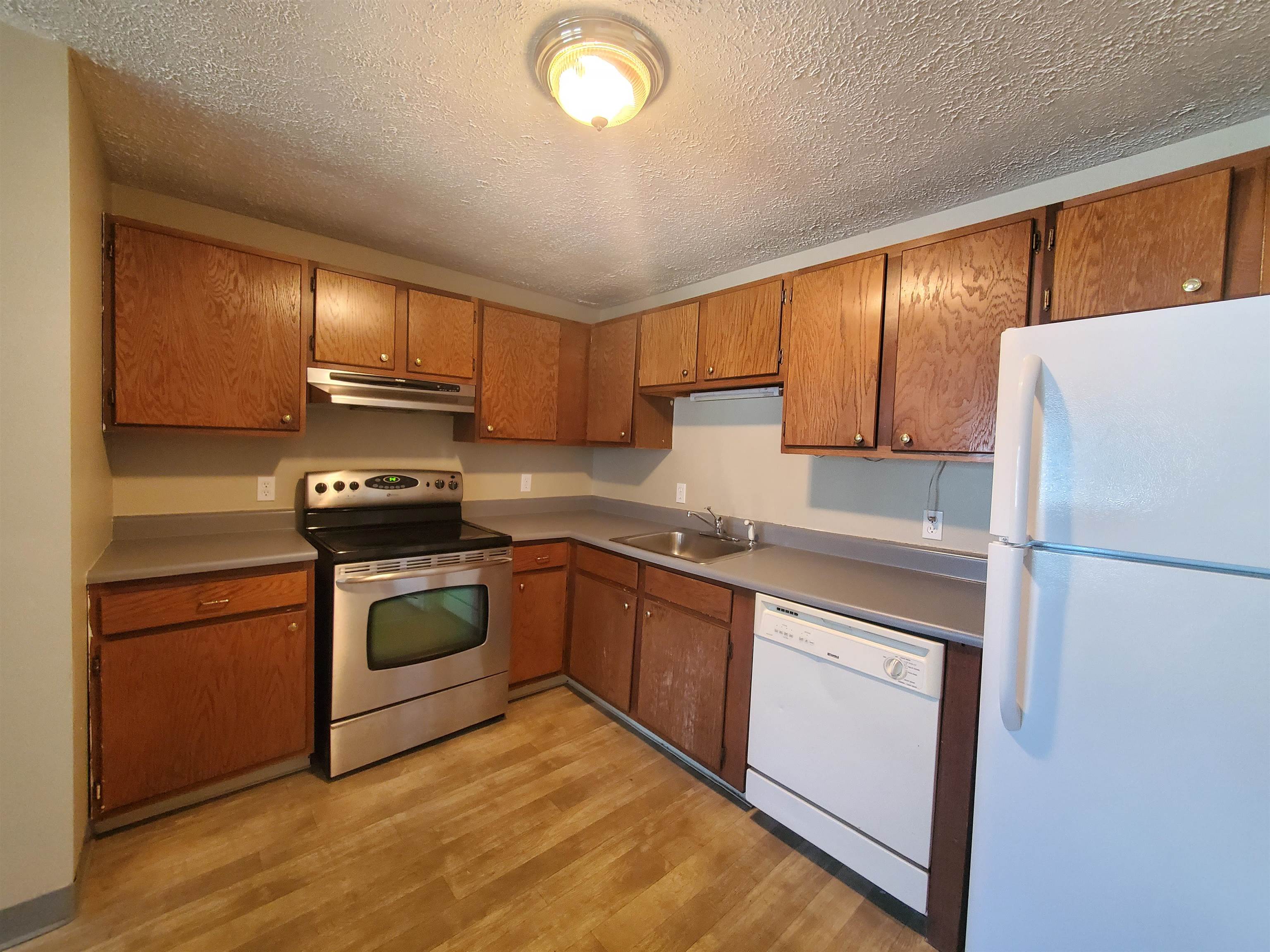 25 Log Street, Unit 3D Manchester, NH 03102 - Photo 2 of 7 Gallery Image 2