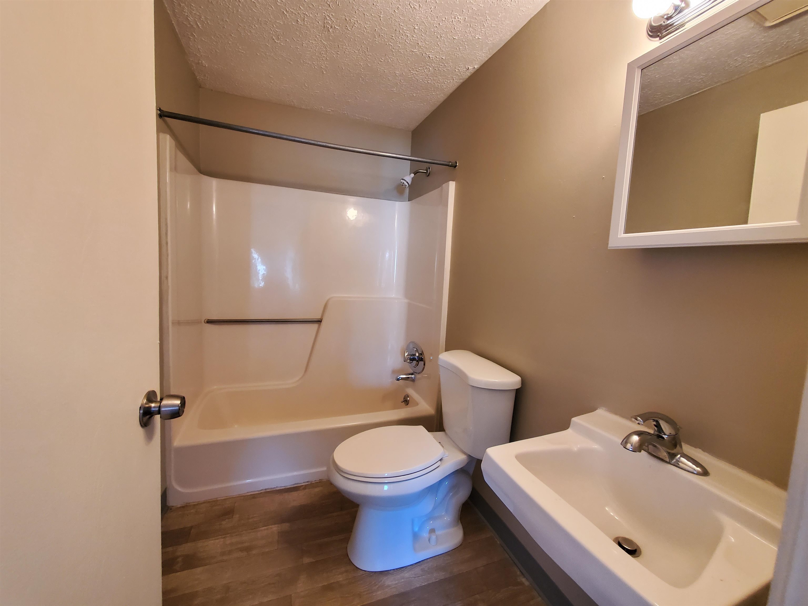 25 Log Street, Unit 3D Manchester, NH 03102 - Photo 7 of 7 Gallery Image 7