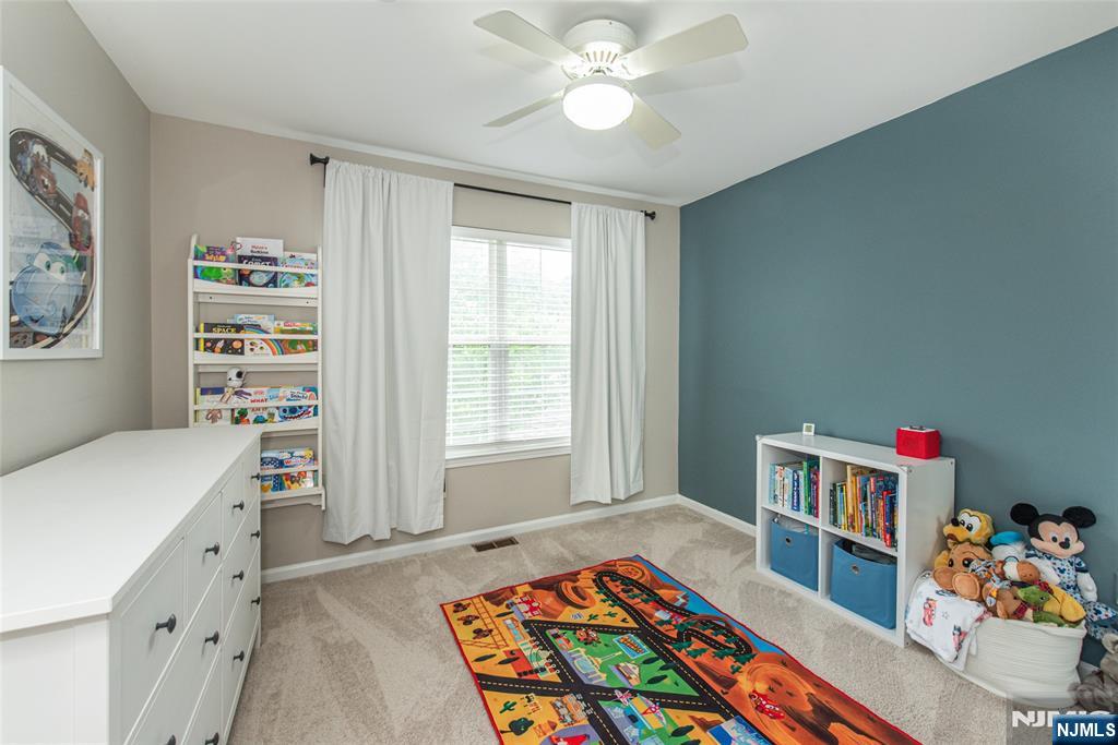 92 Carter Road Wanaque, NJ 07420 - Photo 17 of 21