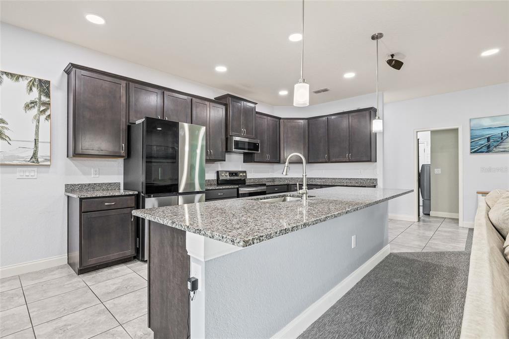5811 Valentino Way Lakeland, FL 33812 - Photo 16 of 48 Gallery Image 16