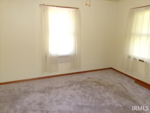 256 West Post Street Bloomfield, IN 47424 - Photo 9 of 20