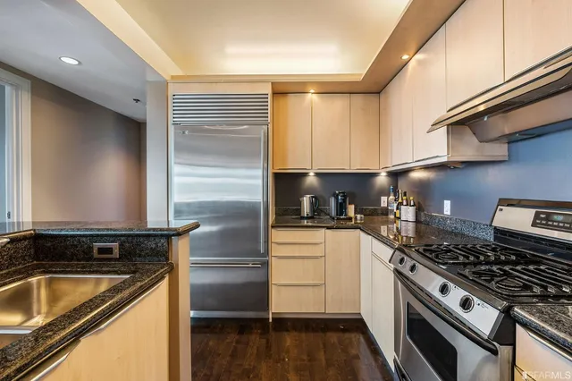 $1,995,000 | 229 Brannan Street, Unit 7A, San Francisco, CA 94107