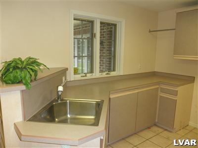 1880 Nottingham Road Allentown, PA 18103 - Photo 28 of 50 Gallery Image 28