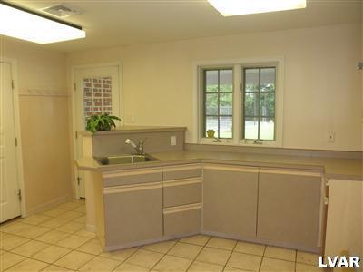 1880 Nottingham Road Allentown, PA 18103 - Photo 30 of 50 Gallery Image 30