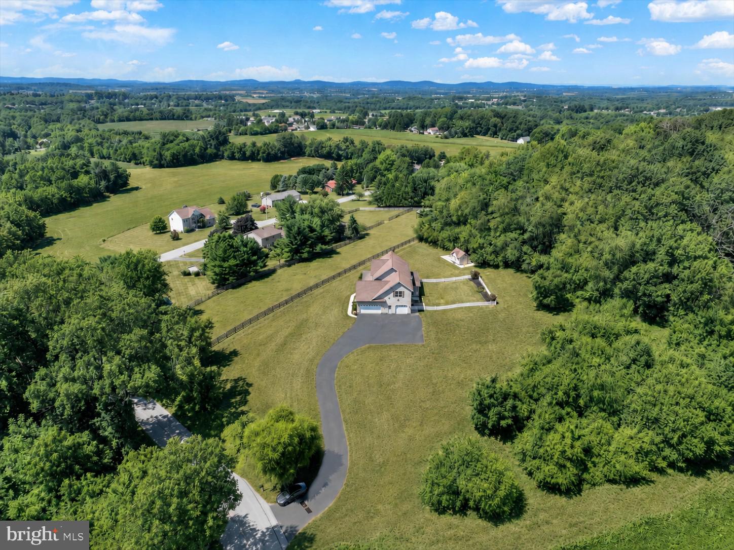 2528 Meeting House Road Spring Grove, PA 17362 - Photo 2 of 53 Gallery Image 2