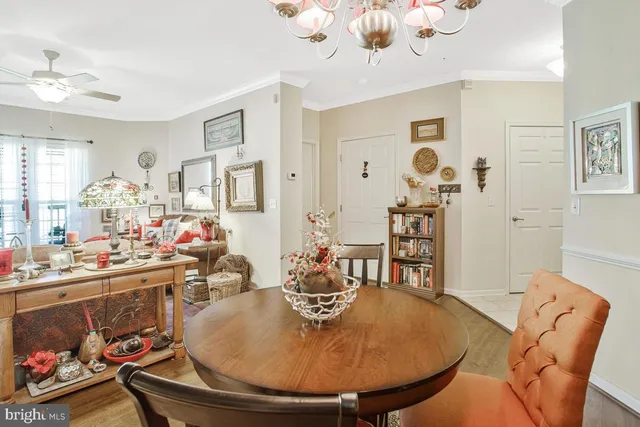 $212,500 | 5301 Wyndholme Circle, Unit 302, Baltimore, MD 21229