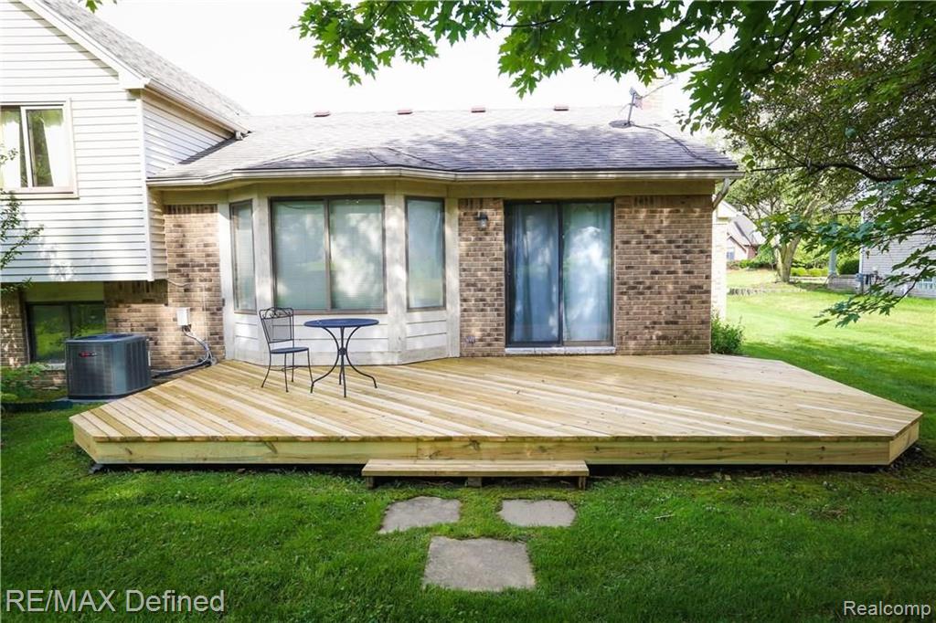 2108 Cumberland Road Rochester Hills, MI 48307 - Photo 17 of 20