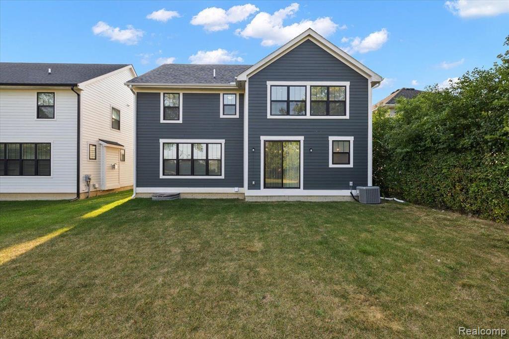 4108 Devon Road Royal Oak, MI 48073 - Photo 43 of 48