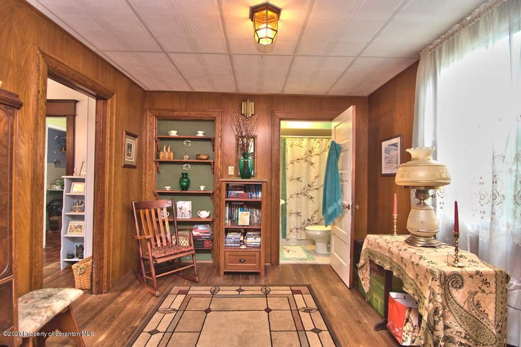 1133 Springbrook Avenue Moosic, PA 18507 - Photo 9 of 44 Gallery Image 9