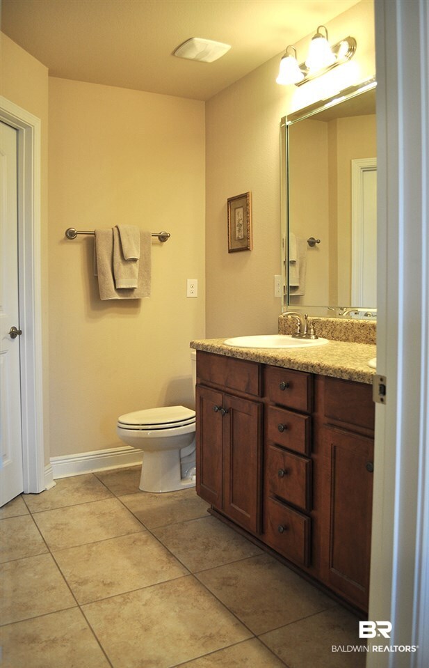 1740 Toulouse Lane Foley, AL 36535 - Photo 15 of 24 Master Bath