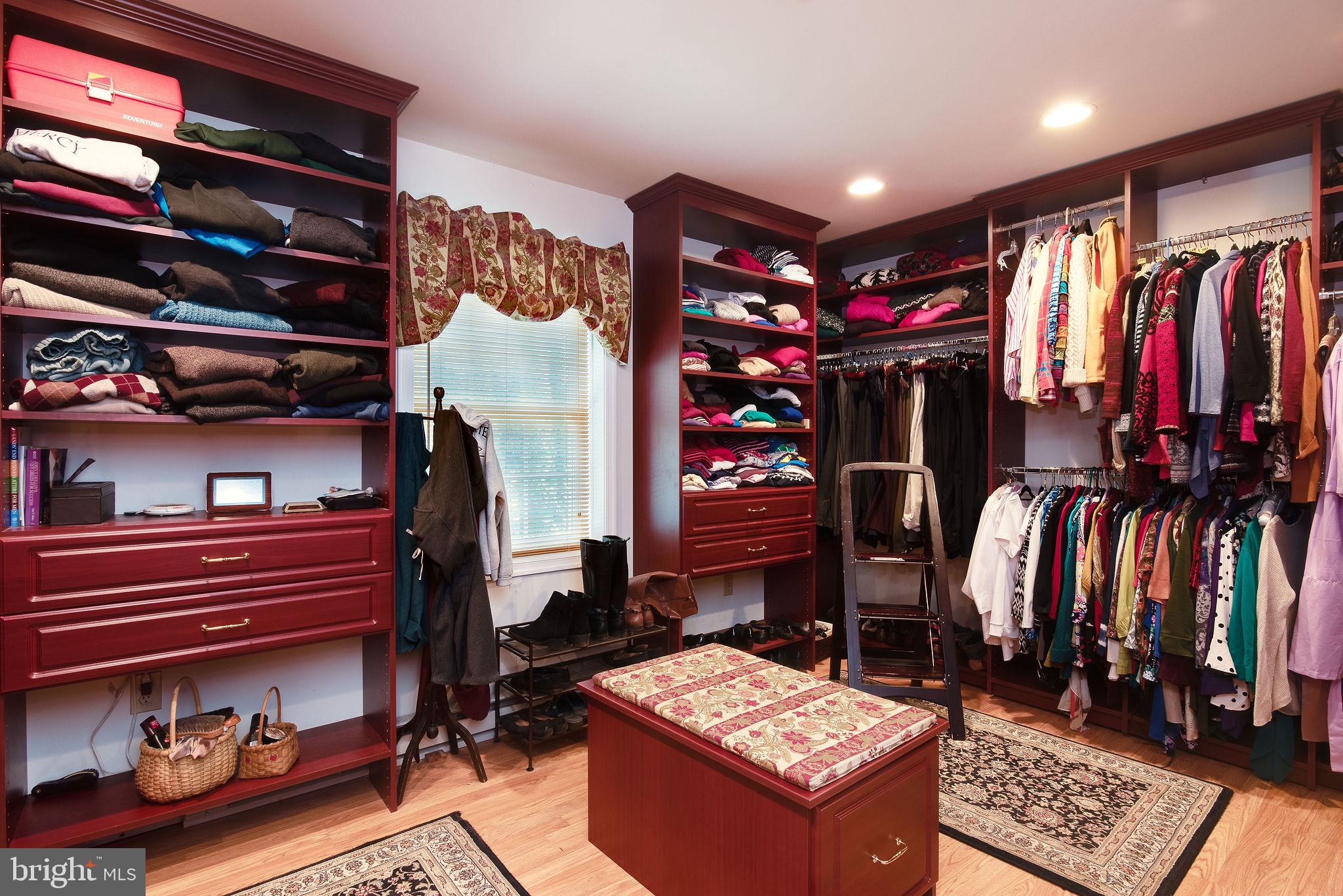 1701 Alsace Road Reading, PA 19604 - Photo 20 of 40 Walk In Closet and Dressing Room