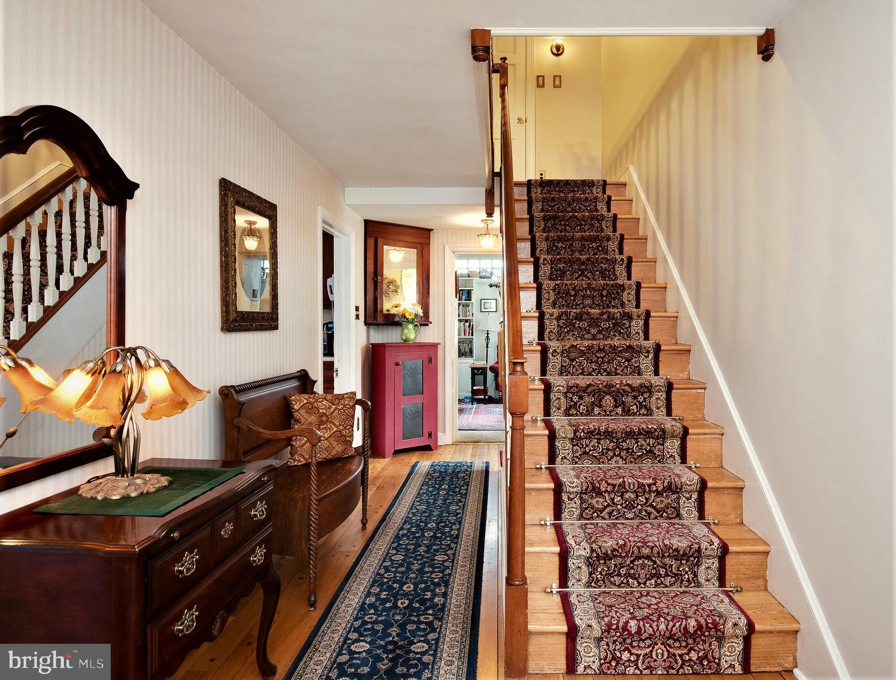 1701 Alsace Road Reading, PA 19604 - Photo 4 of 40 Foyer Entrance