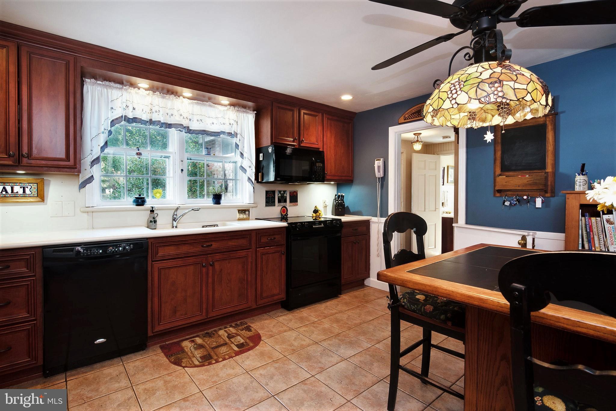 1701 Alsace Road Reading, PA 19604 - Photo 10 of 40 Gallery Image 10