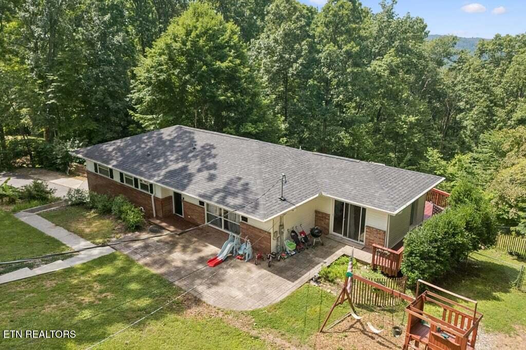 103 Morgan Road Oak Ridge, TN 37830 - Photo 4 of 54 40-103 Morgan Rd - 040