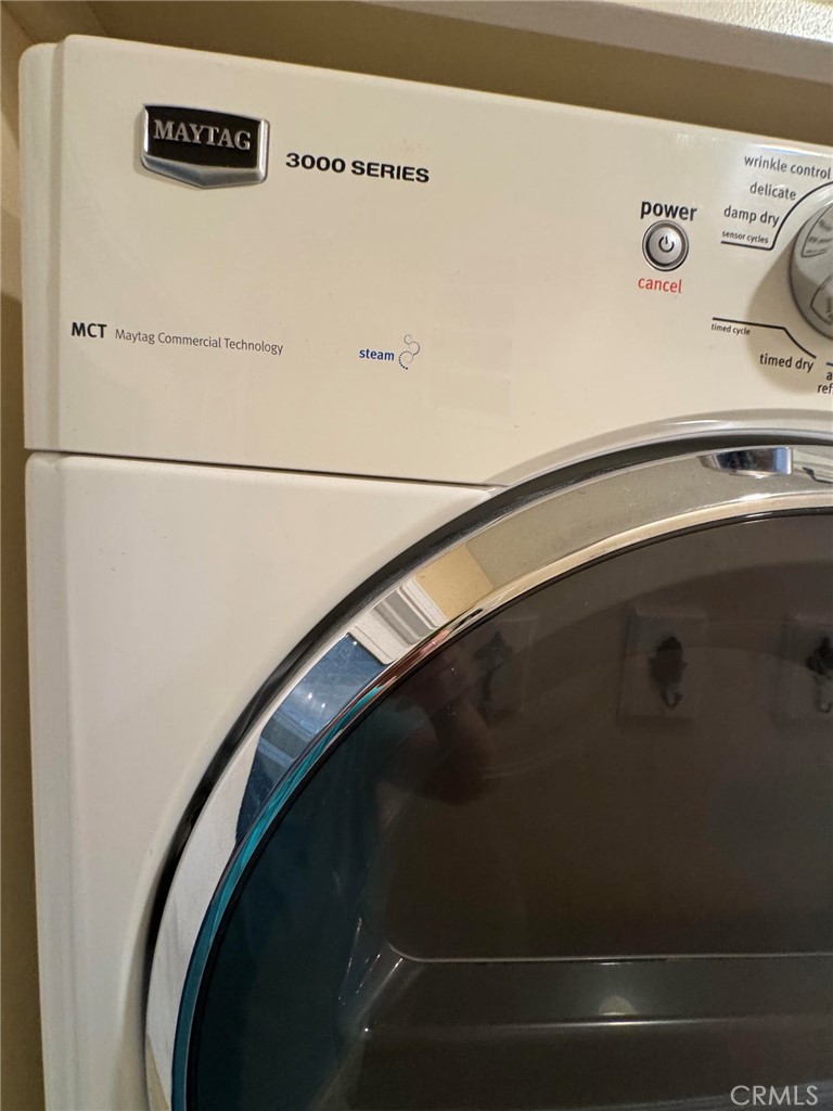 1273 South Rice Road, Unit 11 Ojai, CA 93023 - Photo 25 of 65 Maytag Washer/Dryer included