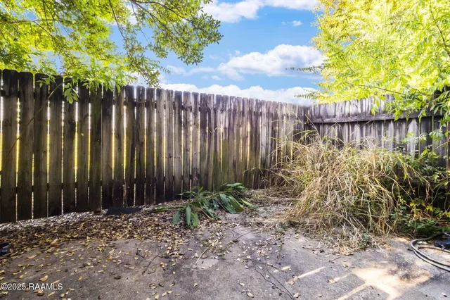 $110,000 | 100 Winchester Drive, Unit 704, Lafayette, LA 70506