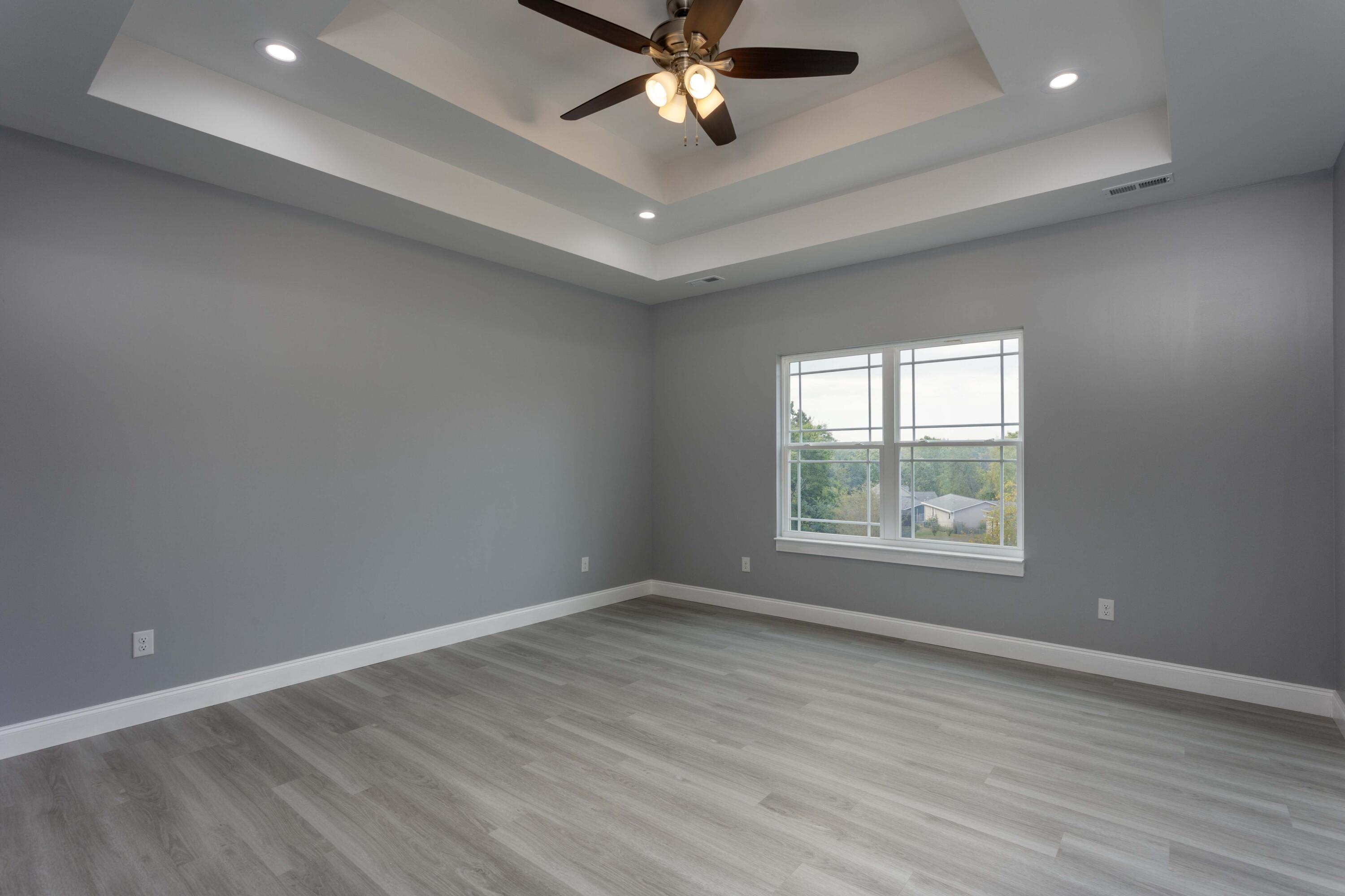 590 Edgewater Street Dayton, TN 37321 - Photo 11 of 31 Primary Bedroom