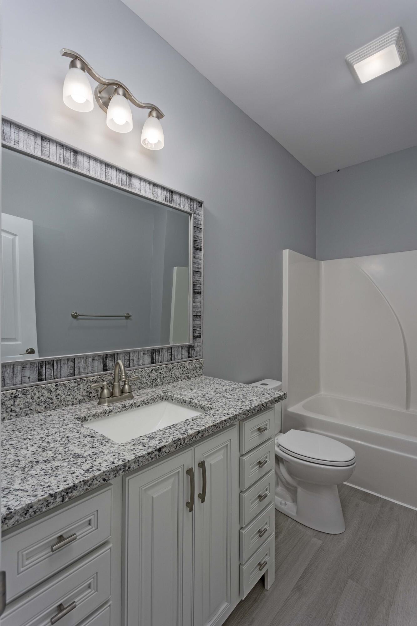 590 Edgewater Street Dayton, TN 37321 - Photo 22 of 31 Bath