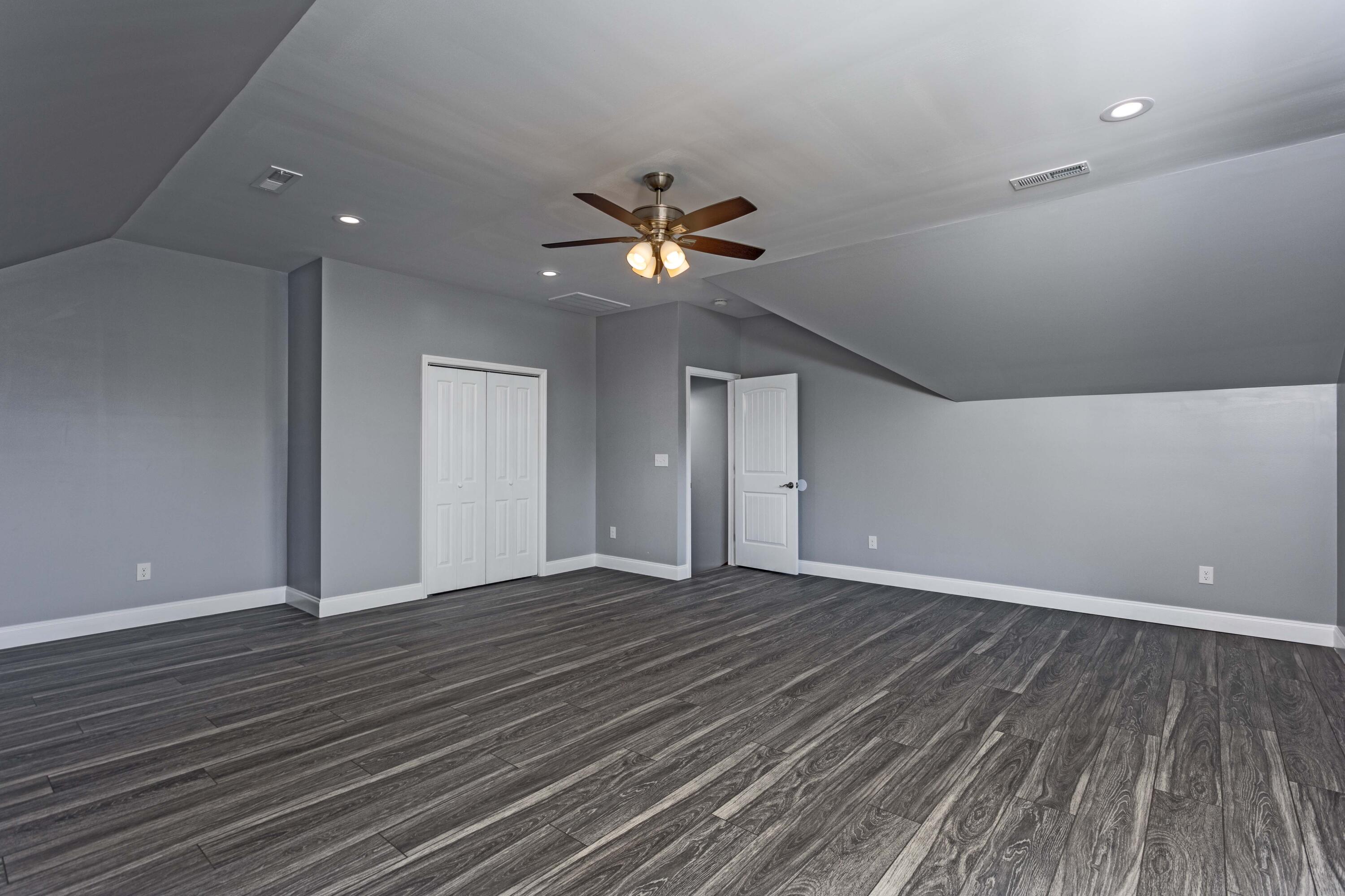 590 Edgewater Street Dayton, TN 37321 - Photo 25 of 31 Upstairs Bedroom