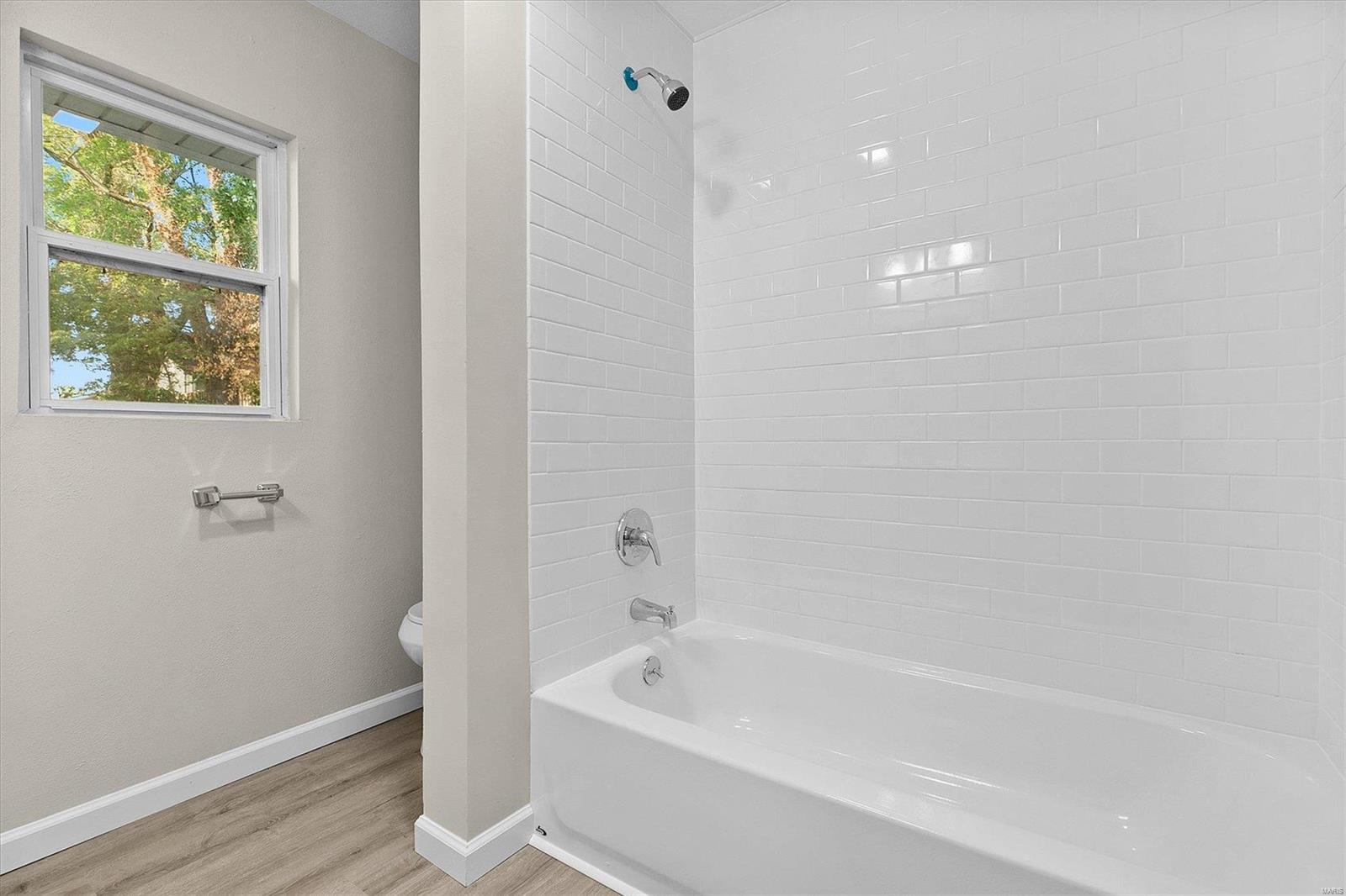 9209 Bunkum Road Fairview Heights, IL 62208 - Photo 11 of 24 Gallery Image 11
