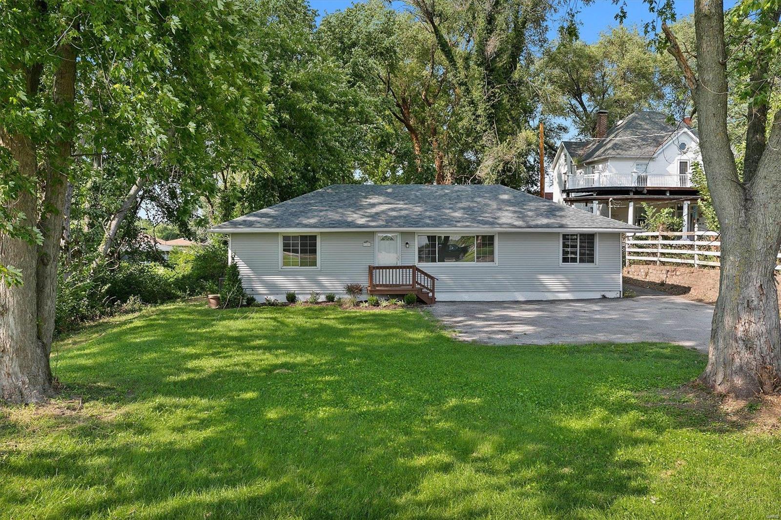 9209 Bunkum Road Fairview Heights, IL 62208 - Photo 19 of 24 Gallery Image 19