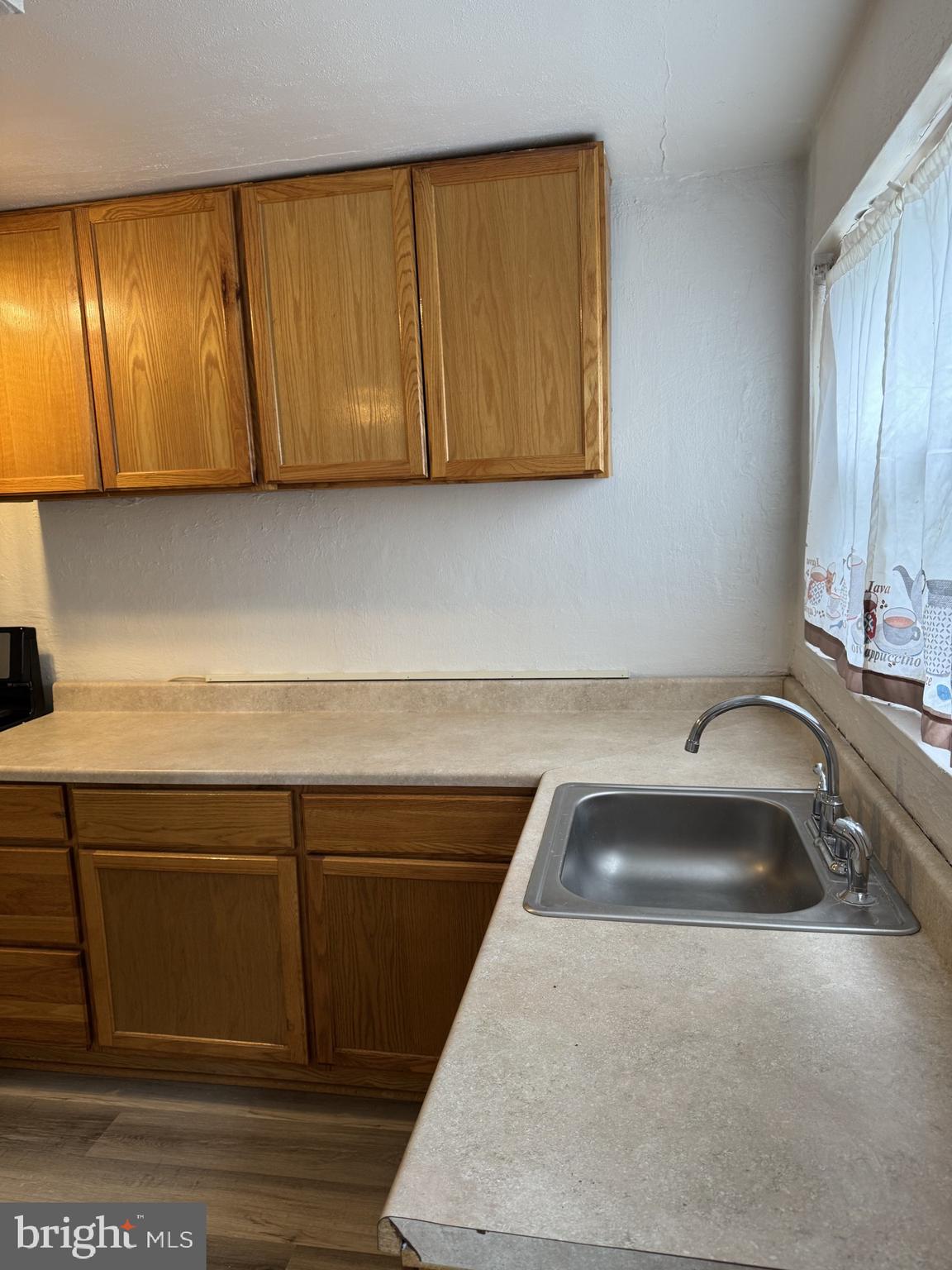 927 Grant Road Folcroft, PA 19032 - Photo 7 of 15 Kitchen