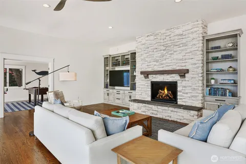 $2,895,000 | 5006 Scurlock Road, Freeland, WA 98249