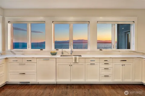 $2,895,000 | 5006 Scurlock Road, Freeland, WA 98249