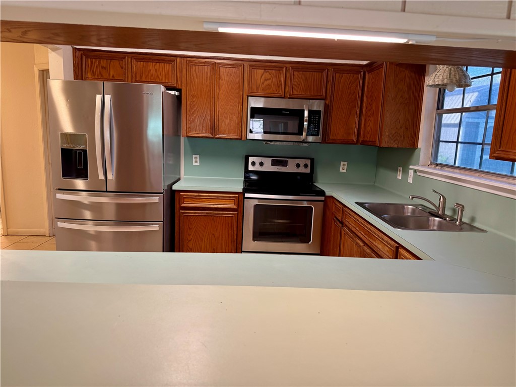 24748 County Road 350 Mathis, TX 78368 - Photo 8 of 35