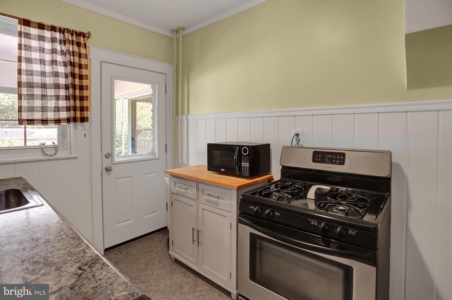 339 Sunset Road Reading, PA 19611 - Photo 11 of 25