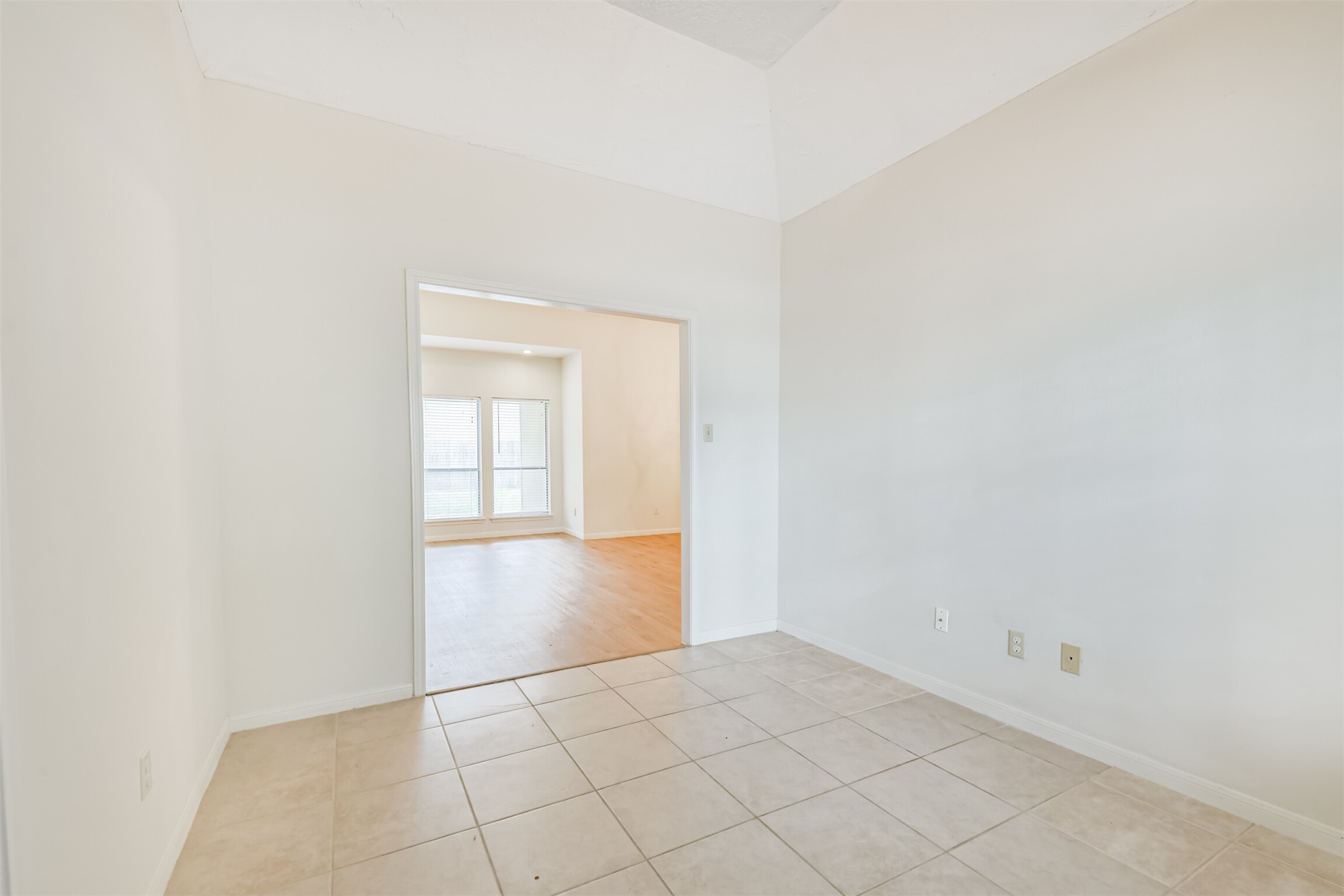 13626 Cedar Point Drive Cypress, TX 77429 - Photo 15 of 34 a view of an empty room and window