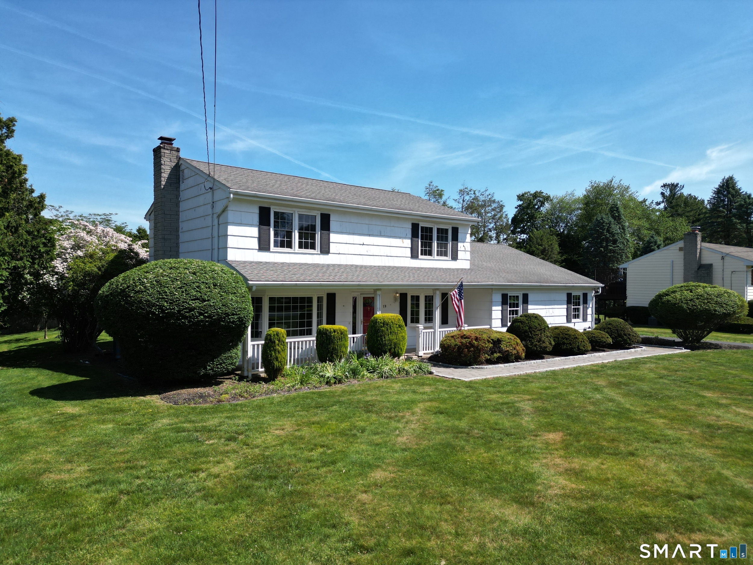 19 Zephyr Road Trumbull, CT 06611 - Photo 2 of 36