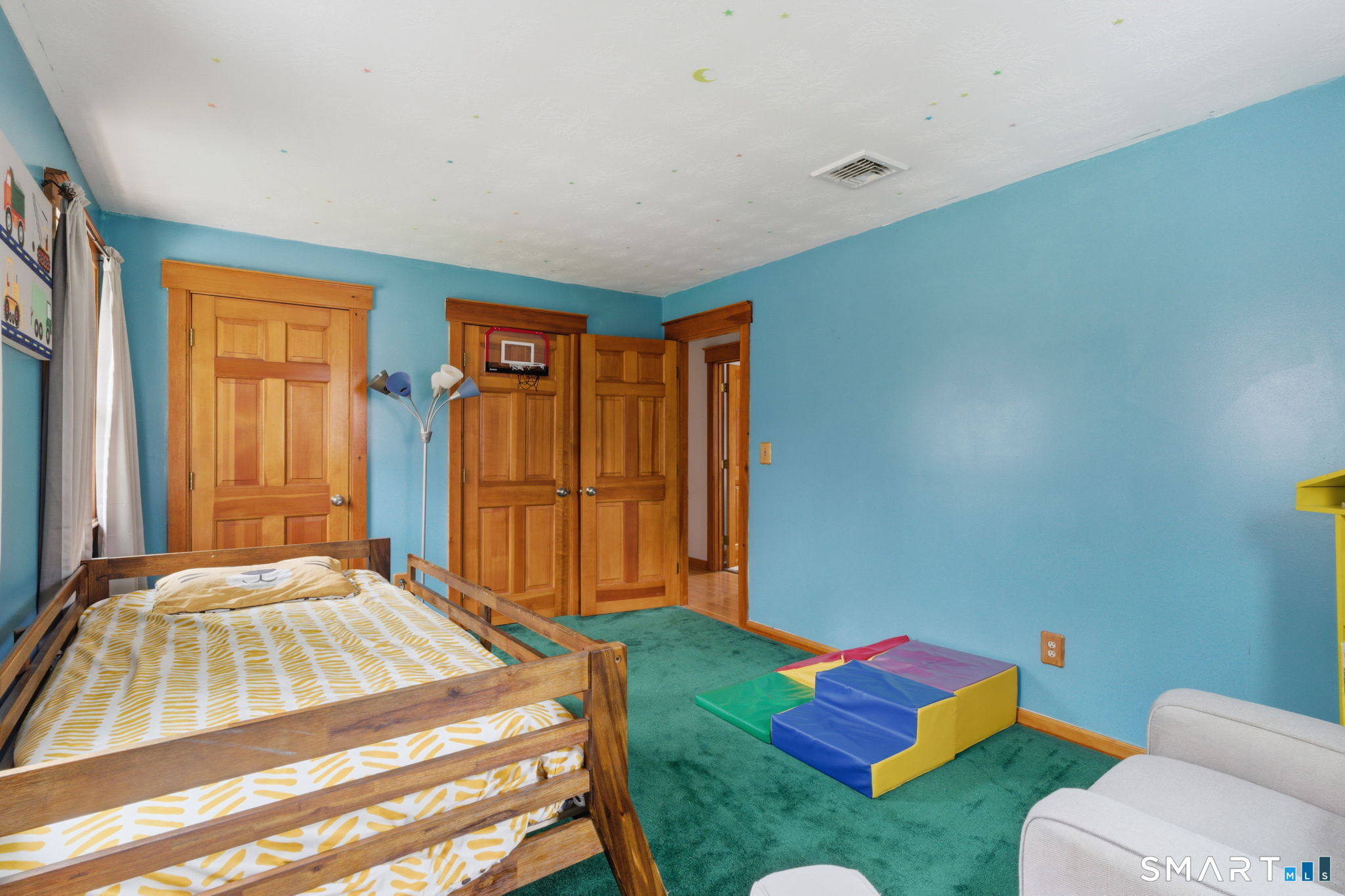 89 Anne Road Southington, CT 06479 - Photo 28 of 40