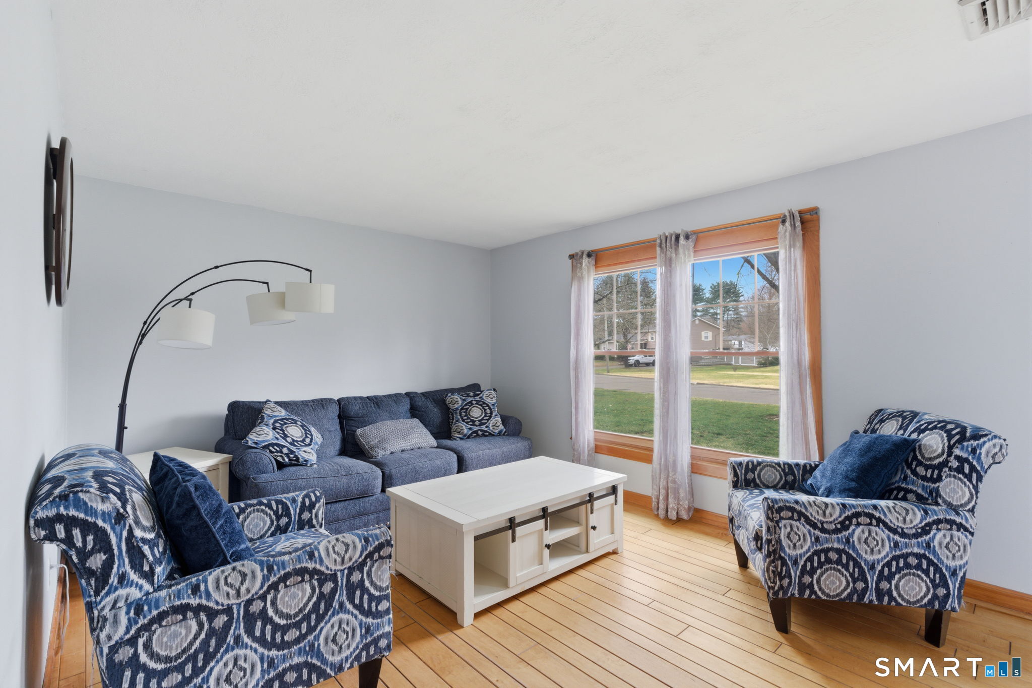 89 Anne Road Southington, CT 06479 - Photo 3 of 40