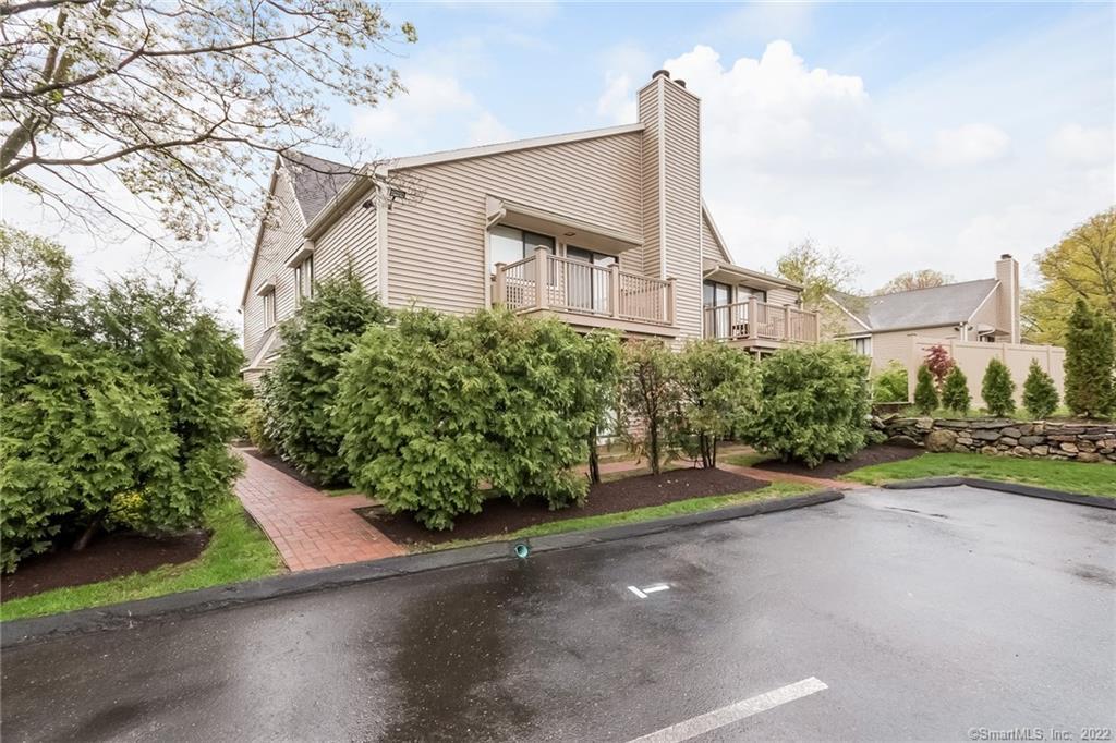 377 Glenbrook Road, Unit 17 Stamford, CT 06906 - Photo 1 of 1 Gallery Image 1