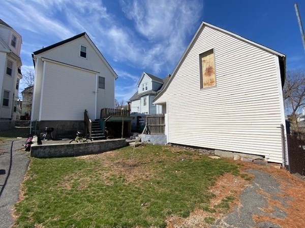 16 Reed Avenue Everett, MA 02149 - Photo 3 of 30 Gallery Image 3