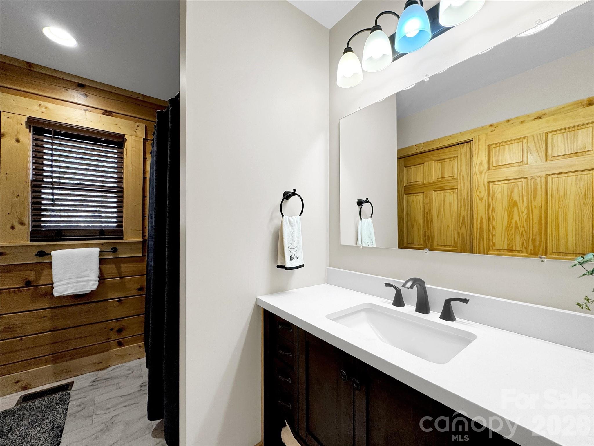 24 Hawthorn Road Waynesville, NC 28785 - Photo 9 of 34