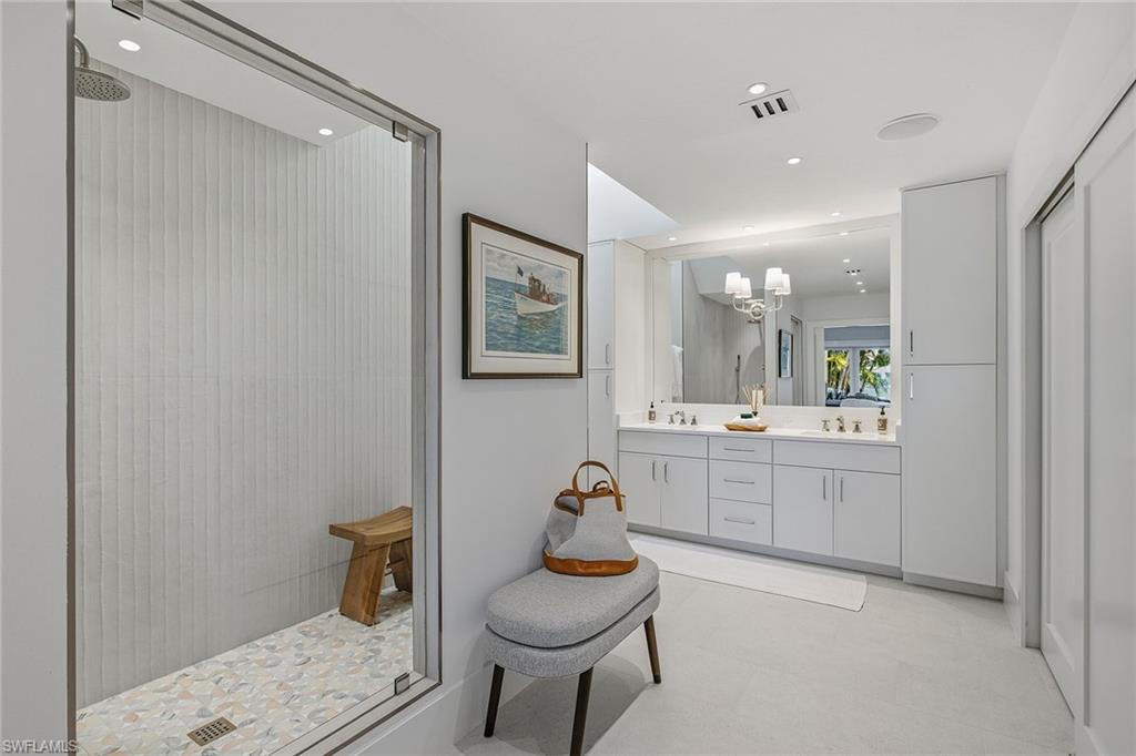 625 Bridge Way Lane Naples, FL 34108 - Photo 14 of 27