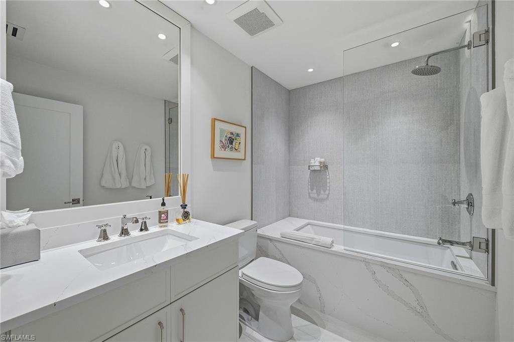 625 Bridge Way Lane Naples, FL 34108 - Photo 16 of 27