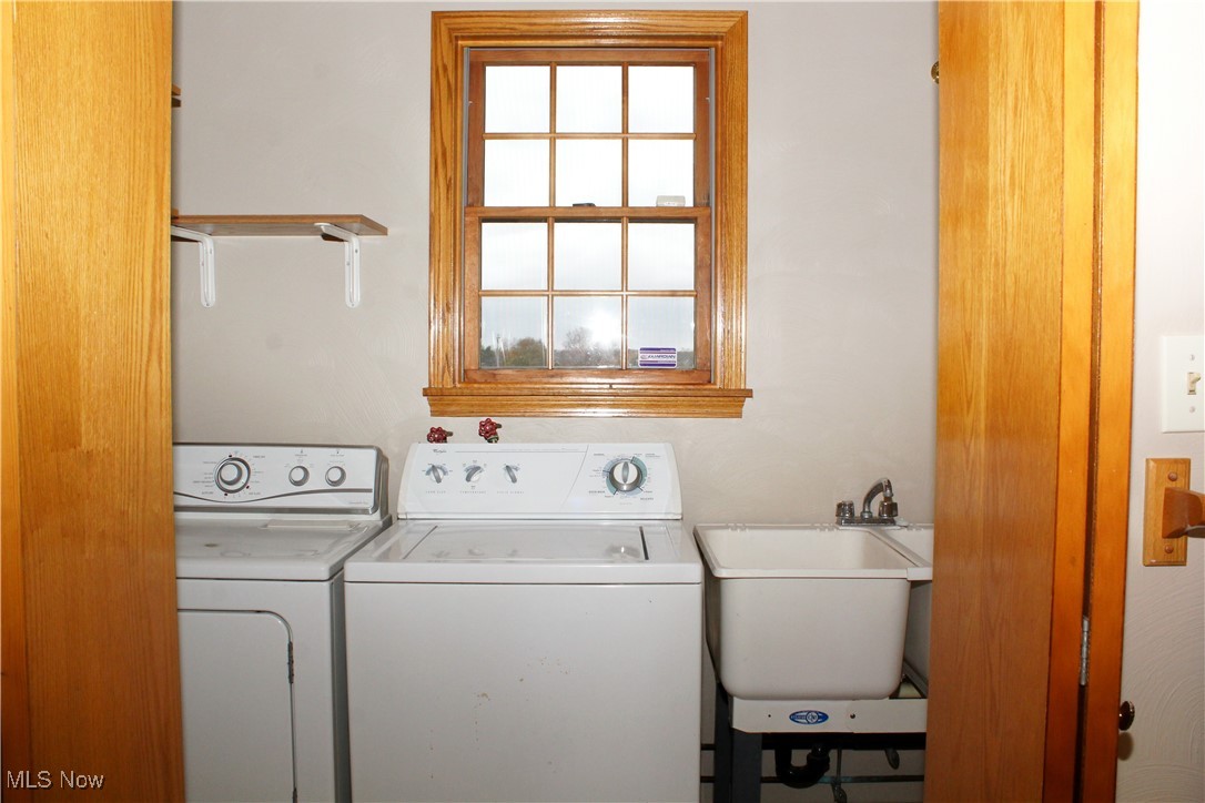 1468 Rauch Road East Palestine, OH 44413 - Photo 35 of 48 Laundry Off Third Bathroom