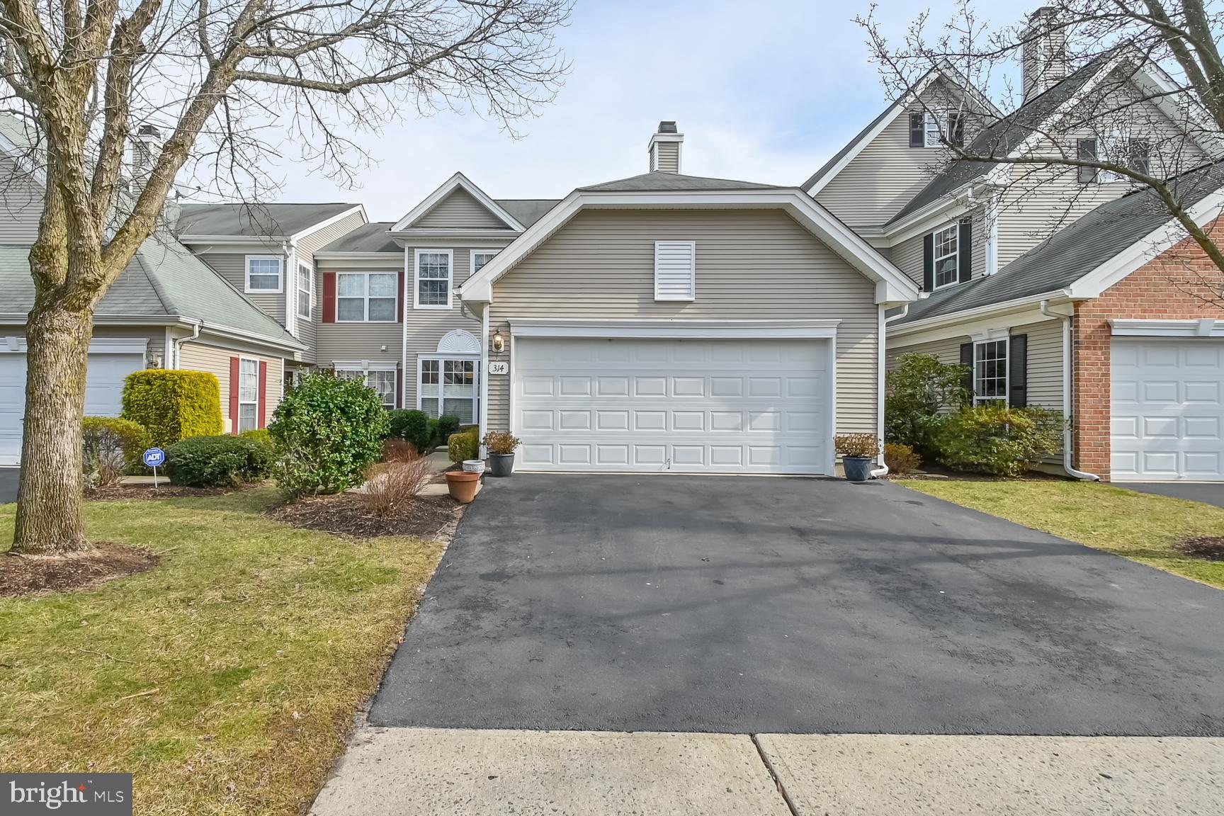 314 Watkins Road Pennington, NJ 08534 - Photo 4 of 57 Gallery Image 4