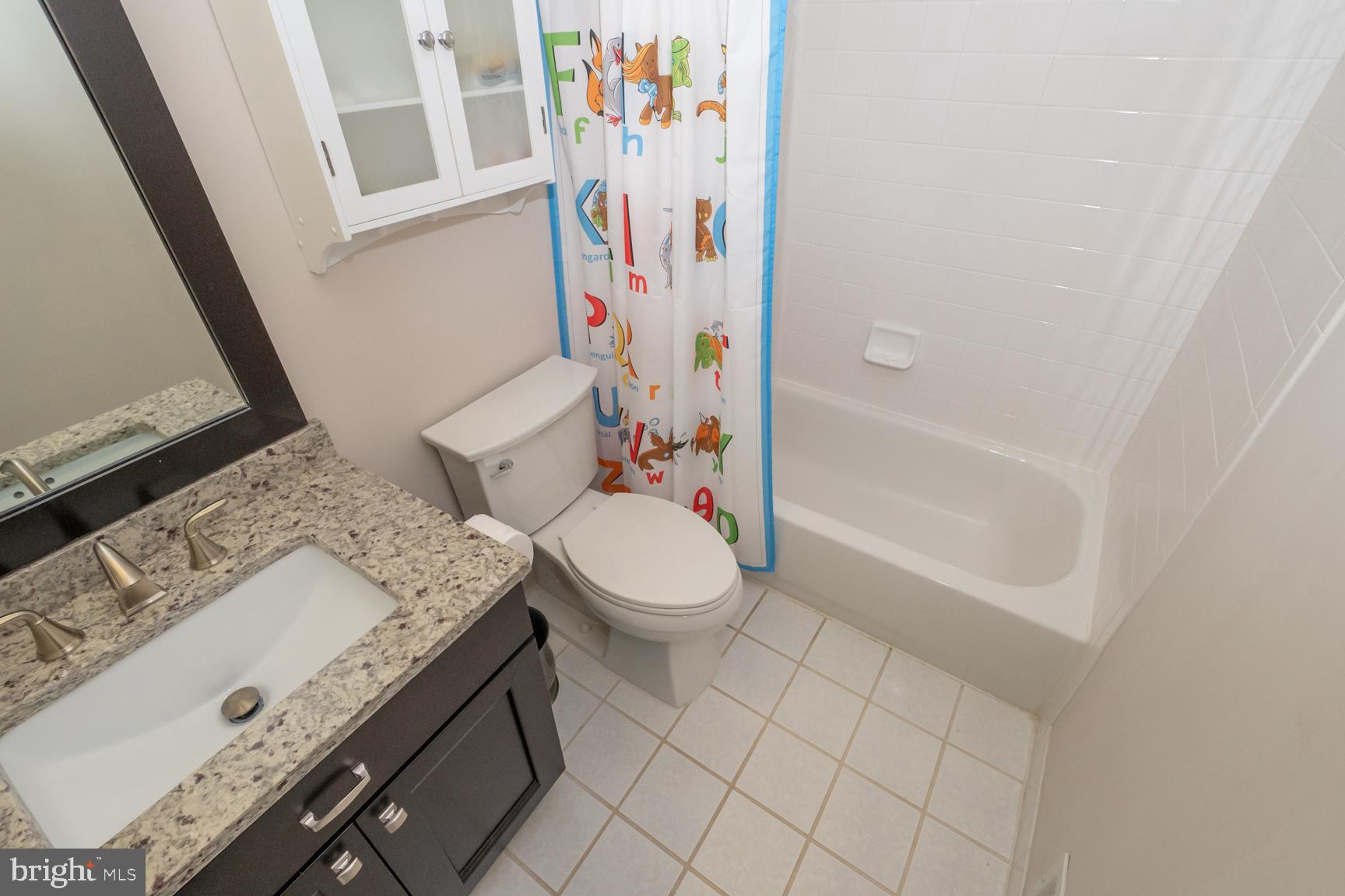 314 Watkins Road Pennington, NJ 08534 - Photo 52 of 57 2nd Floor Bathroom