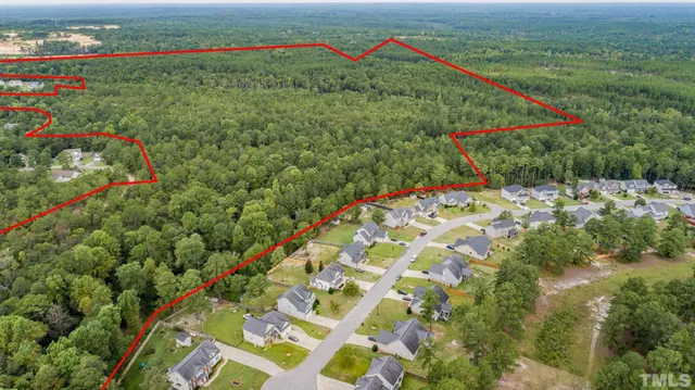 a view of a yard with an outdoor space